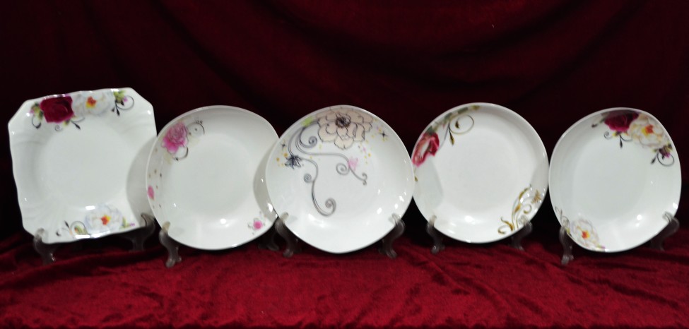 骨瓷八果盘与四角圆方盘 日常餐桌上的精致艺术